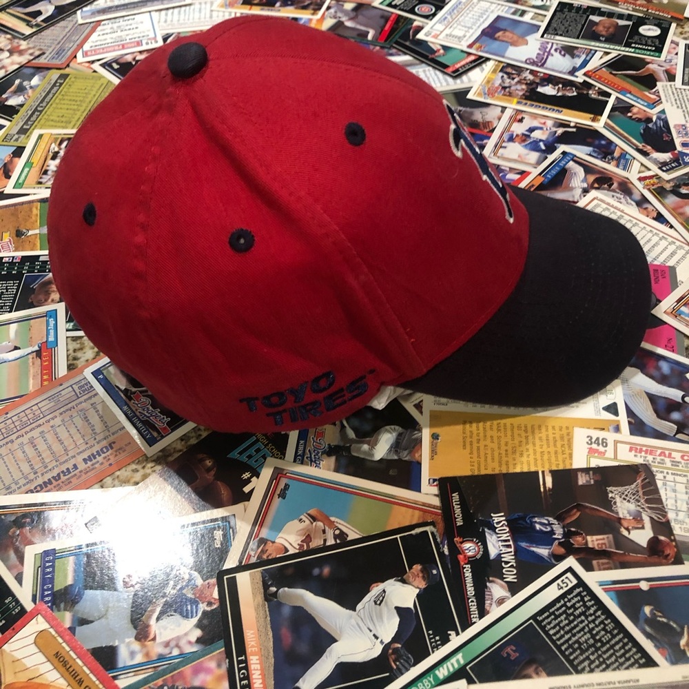 Boston red socks hat - Picture 2 of 3